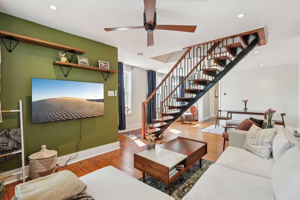 Aubrey Ave-1206-012.jpg