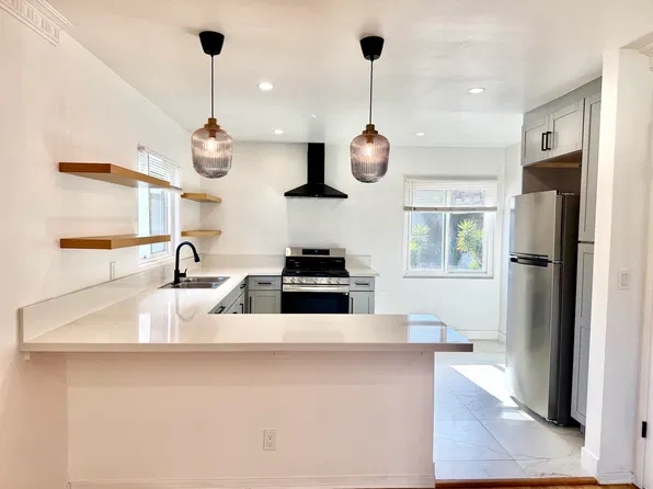 4205 Don Tomaso Dr #4, Los Angeles, CA 90008