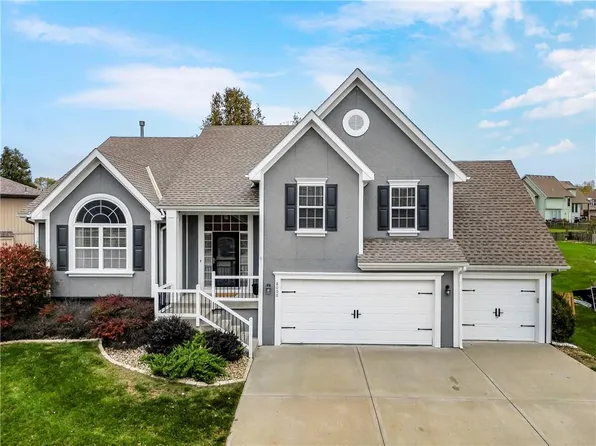 8000 NE 110th Ter, Kansas City, MO 64157
