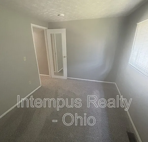10 King Arthur Ct — Photo 18