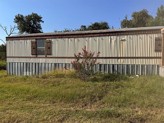 3rd image of 26178 Bankhead Dr