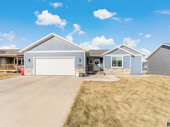 3312 E Chatham St, Sioux Falls, SD 57108