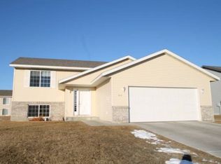 1012 3rd Ave SE, Freeport, MN 56331