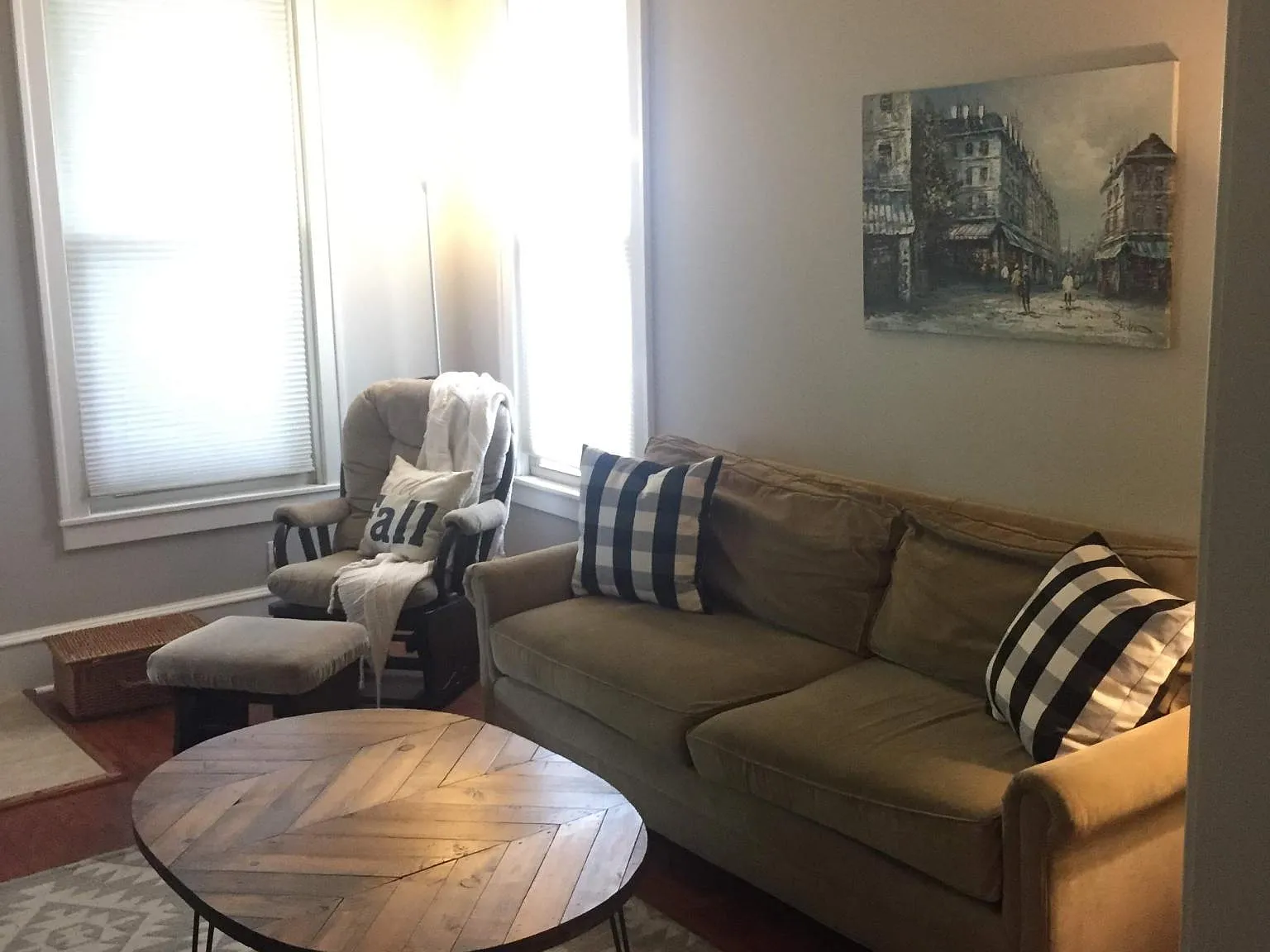 403 E Taylor Street — Photo 1