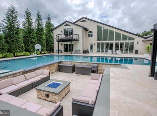 13025 Heil Manor Dr, Reisterstown, MD 21136