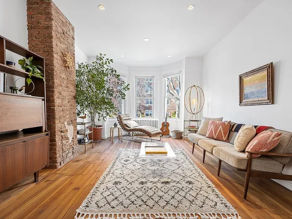 664 Vanderbilt St, Brooklyn, NY 11218