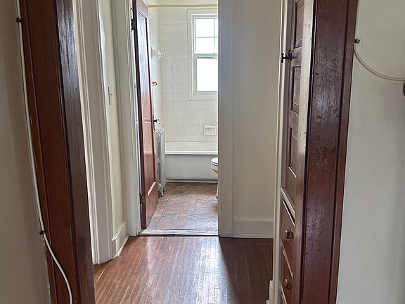 2nd image of 580 Colvin Ave APT 10