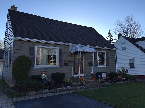 3rd image of 35 Princeton Ct