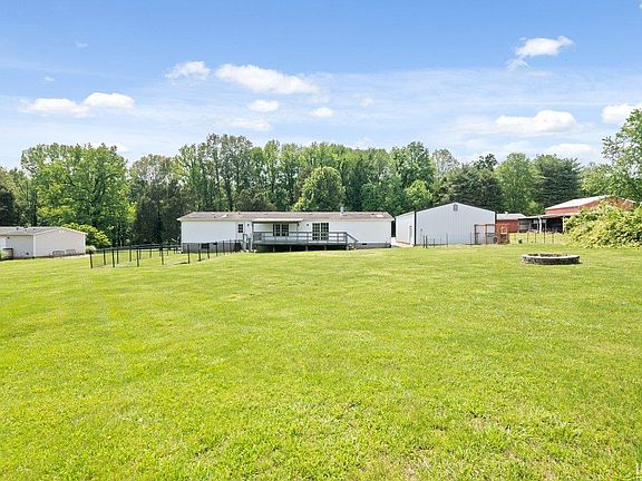 4th image of 1415 N County Road 312 W