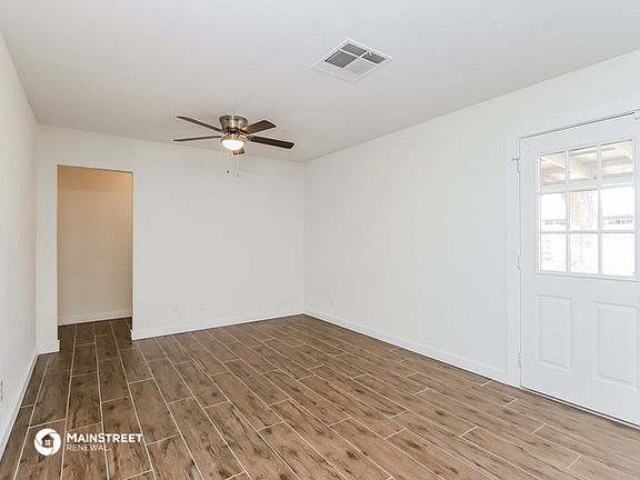 5th image of 3306 E Helena Dr