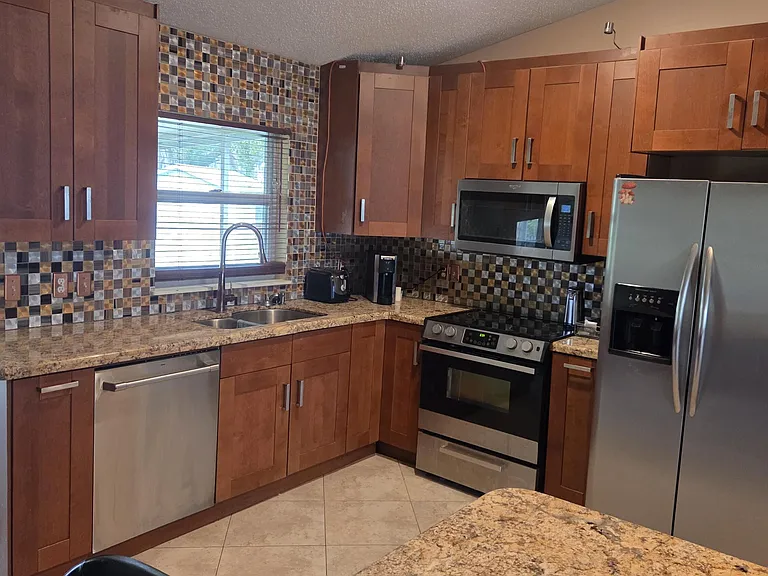2091 SW Villanova Rd — Photo 6