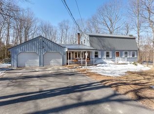 53 Ledgewood Dr, Hollis Center, ME 04042