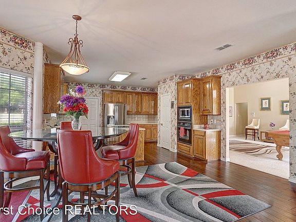 5th image of 2406 Berry Grove Ct