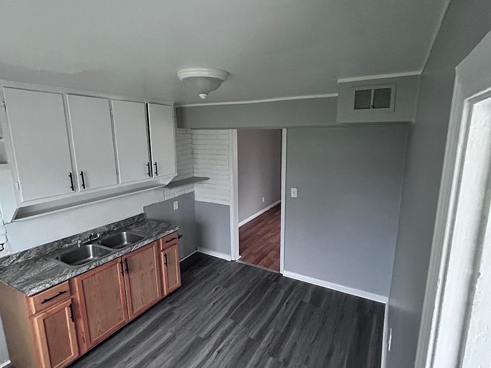 1st image of 33122 Armada Ct