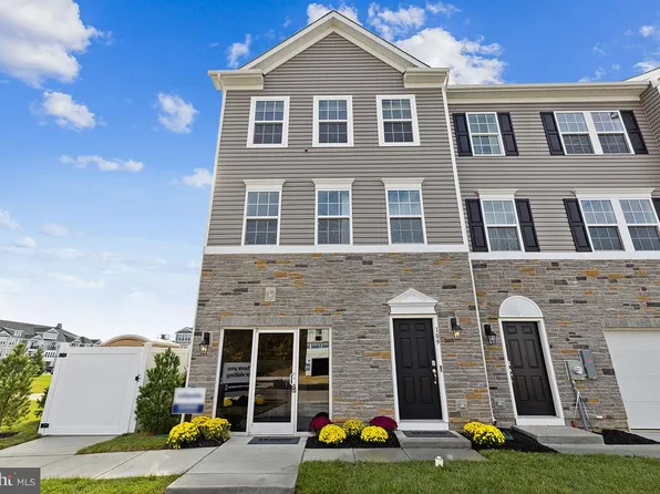 116 Jonagold Dr, Glassboro, NJ 08028