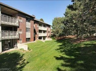 3410 Devonwood Hls NE APT A, Grand Rapids, MI