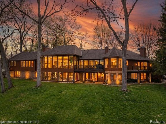 2nd image of 291 Barden Rd
