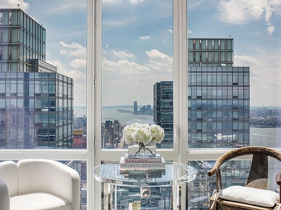3rd image of 605 W 42nd St APT 54Q
