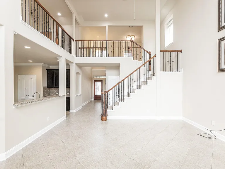 6123 Northcrest Village Way — Photo 4