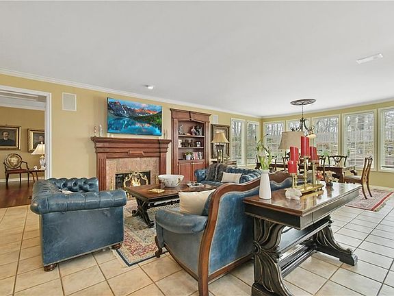 5th image of 4320 NE Walnut Rdg