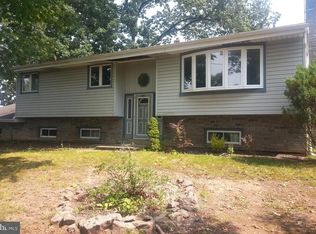 541 Ellis Woods Rd, Pottstown, PA 19465