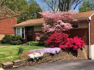 221 Janice Dr, Pittsburgh, PA