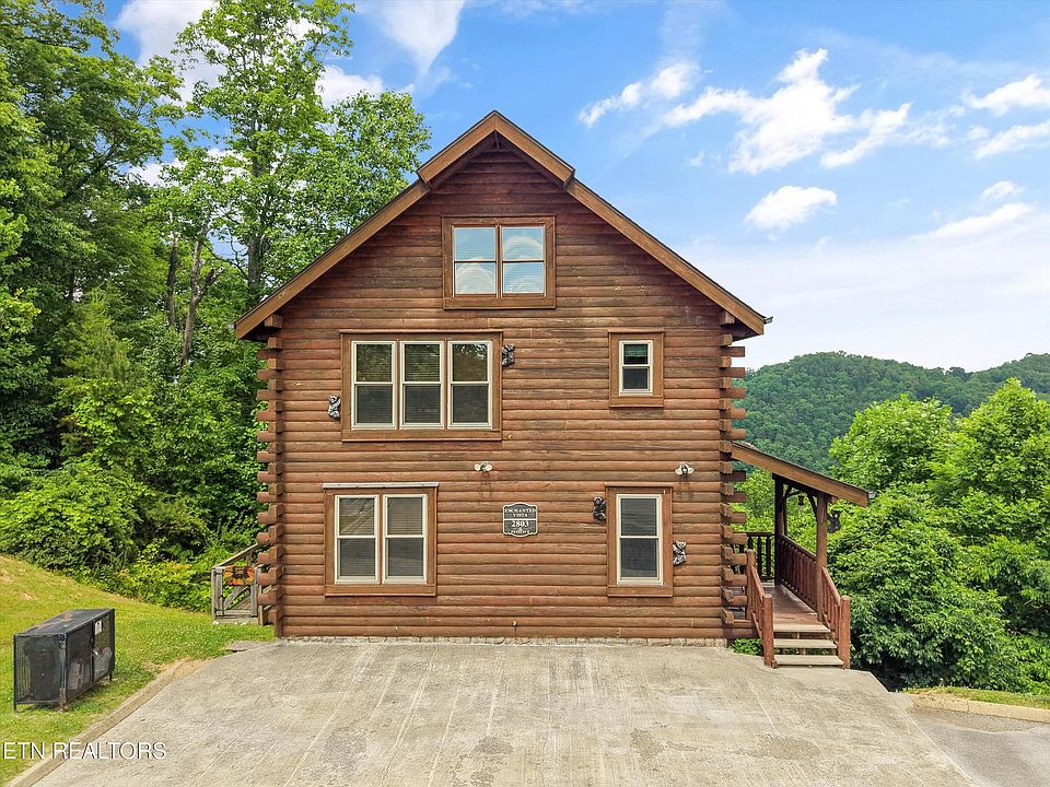 1st image of 2803 White Oak Ridge Ln