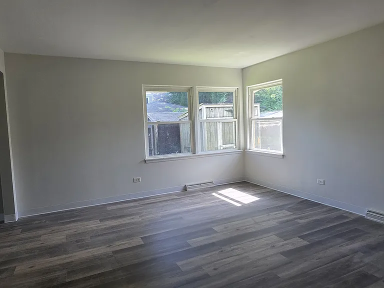 831 E South Broadway Ave #A — Photo 5