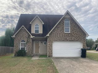 6000 Eden Ln, La Vergne, TN 37086
