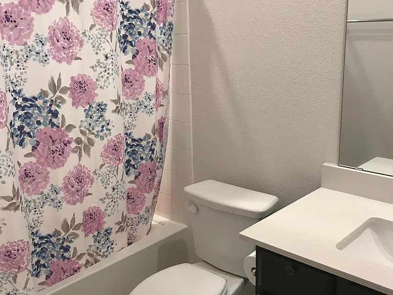 Bath2 between Bed2 & Bed3