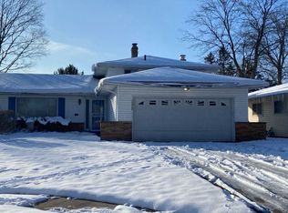25420 Ronan Rd, Bedford Heights, OH 44146