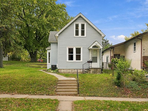 2nd image of 1087 Matilda St