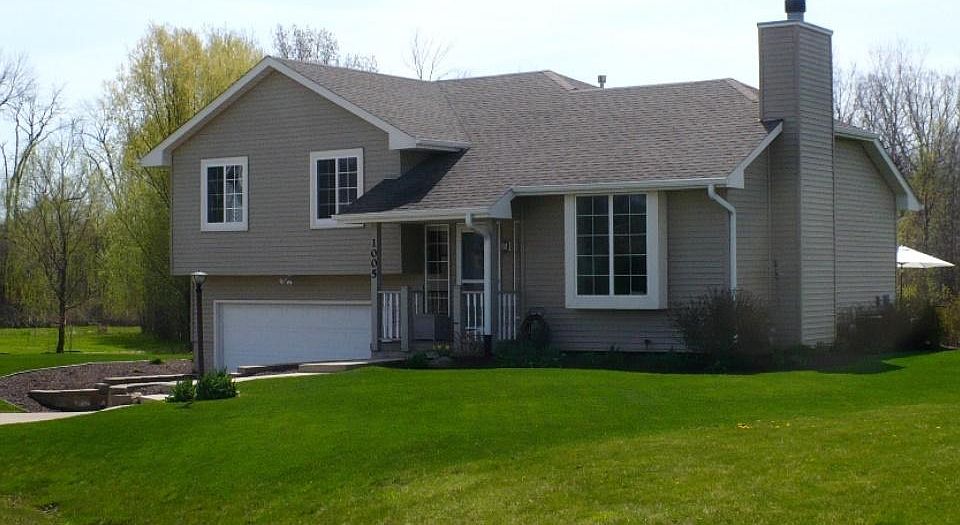 1st image of 1005 W Leeds Ct