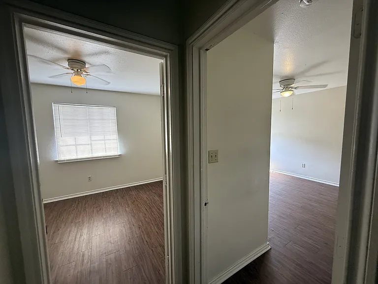 1000-1002 Sagewood Trl — Photo 5