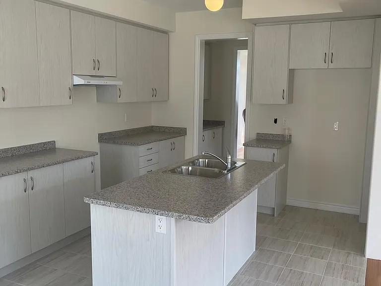 2602 Apricot Ln — Photo 9
