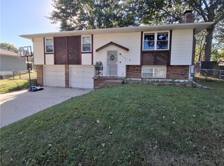 2509 SW 5th St, Blue Springs, MO 64014