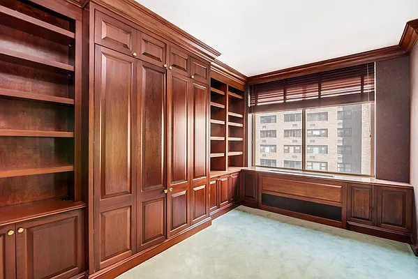 Rented by Compass | media 13