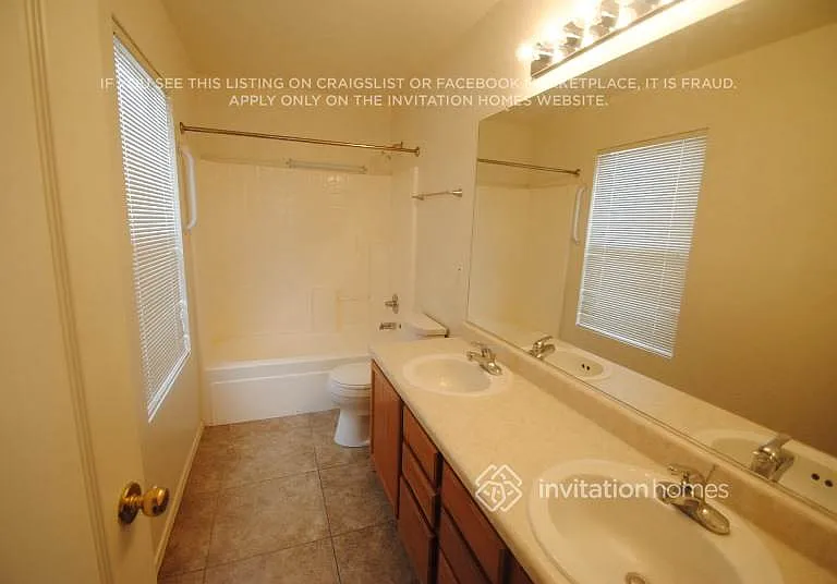 114 E Beth Dr — Photo 5