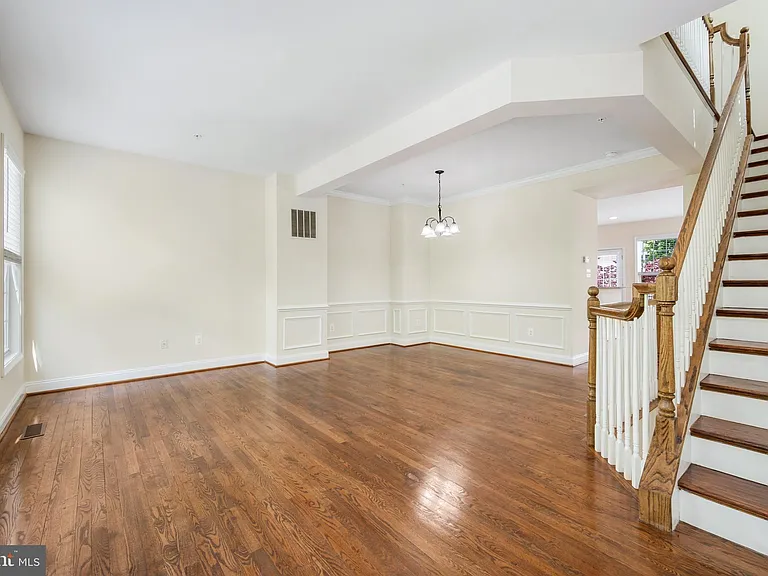 8341 Broderick Cir — Photo 7