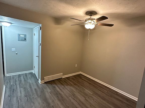 3rd image of 542 Old State Route 74 APT 1