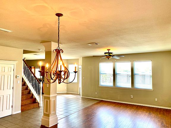 4th image of 6541 Macarena Dr