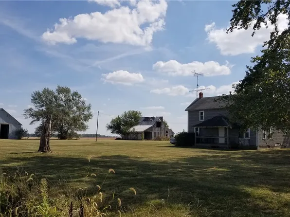 21043 E 200th Ave, Dieterich, IL 62424