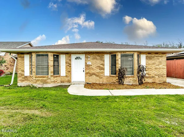 1421 Filmore St, Morgan City, LA 70380