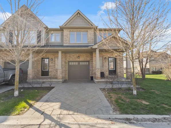 1924 Cedarhollow Blvd #7, London, ON N5X 0K3