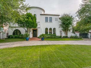 516 Terrell Rd, Terrell Hills, TX 78209