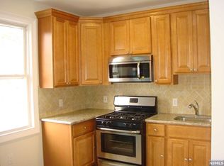 92 Morrissee Ave, Wallington, NJ 07057