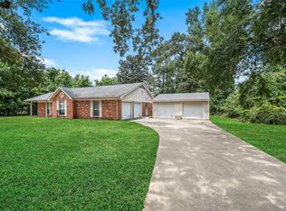 127 Oakwood Dr, Spring, TX 77386
