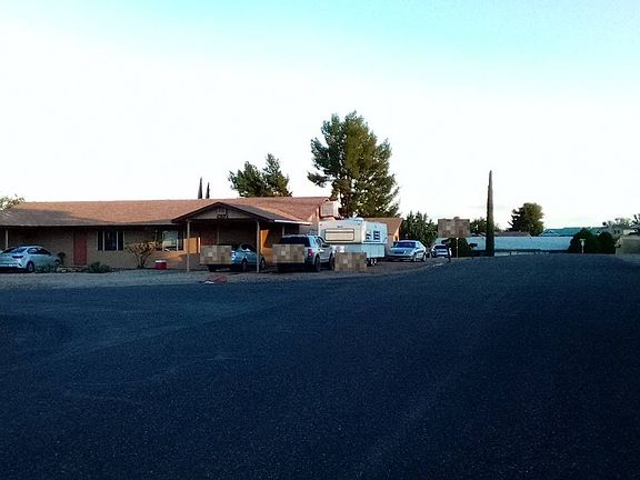 4th image of 2594 S Mountain View Dr
