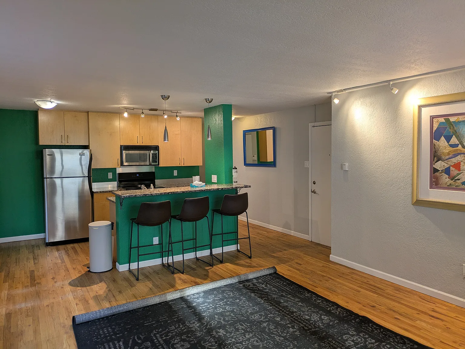 1 bed, 651 sqft, $1,200 — Photo 3
