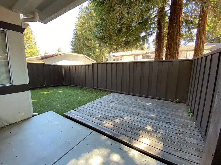 1400 Bowe Ave #804 — Photo 9